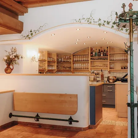 Krone 3* גרוסארל